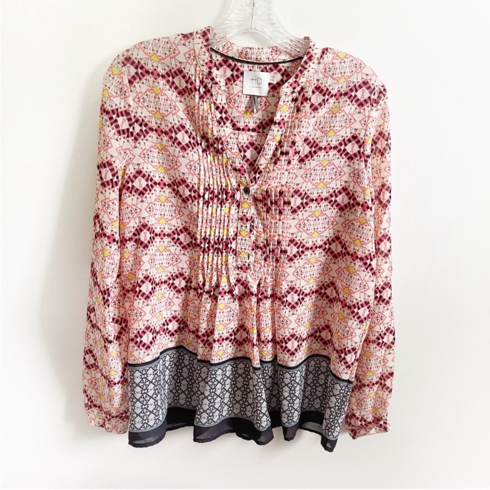 HD in Paris Anthropologie Kaveri shirt white red geometric pleated lightweight - Picture 2 of 10